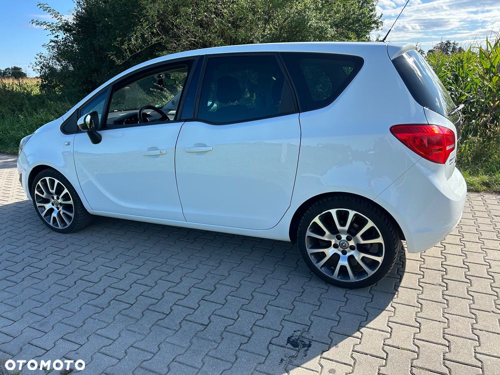 Opel Meriva - 14
