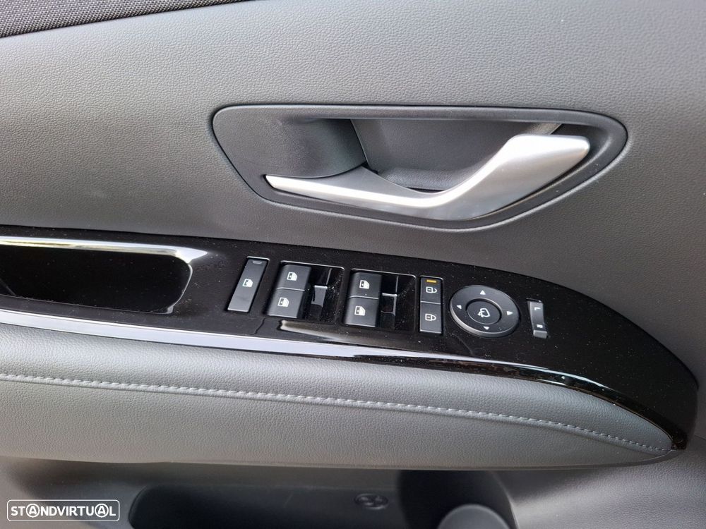 Hyundai Tucson 1.6 T-GDI PHEV e-Vanguard - 11