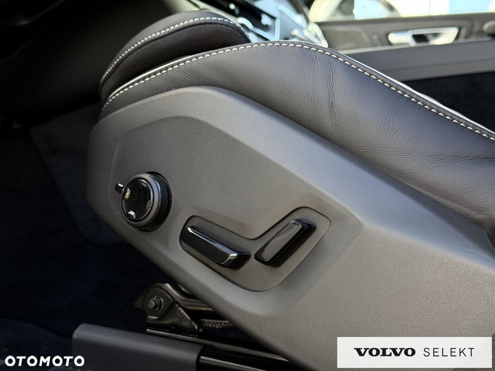 Volvo XC 60 - 21