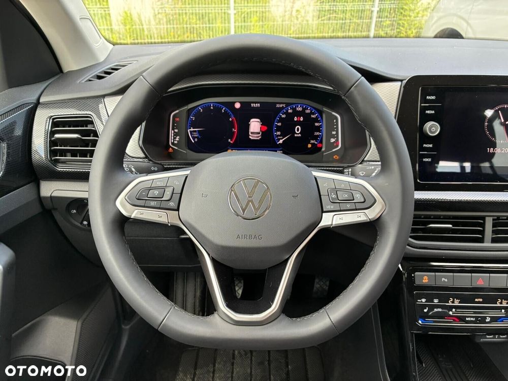 Volkswagen T-Cross - 14
