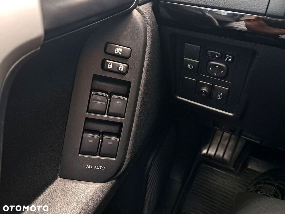 Toyota Land Cruiser LC 2.8 D-4D Prado - 13