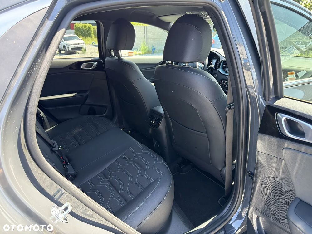 Kia XCeed 1.6 T-GDI Tribute DCT - 20