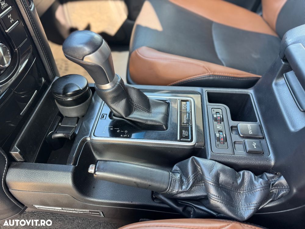 Toyota Land Cruiser 2.8l D-4D 204 CP A/T 7 locuri Luxury AVS Black - 18