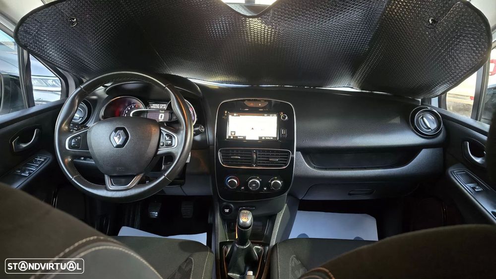 Renault Clio Sport Tourer 0.9 TCe Limited - 18