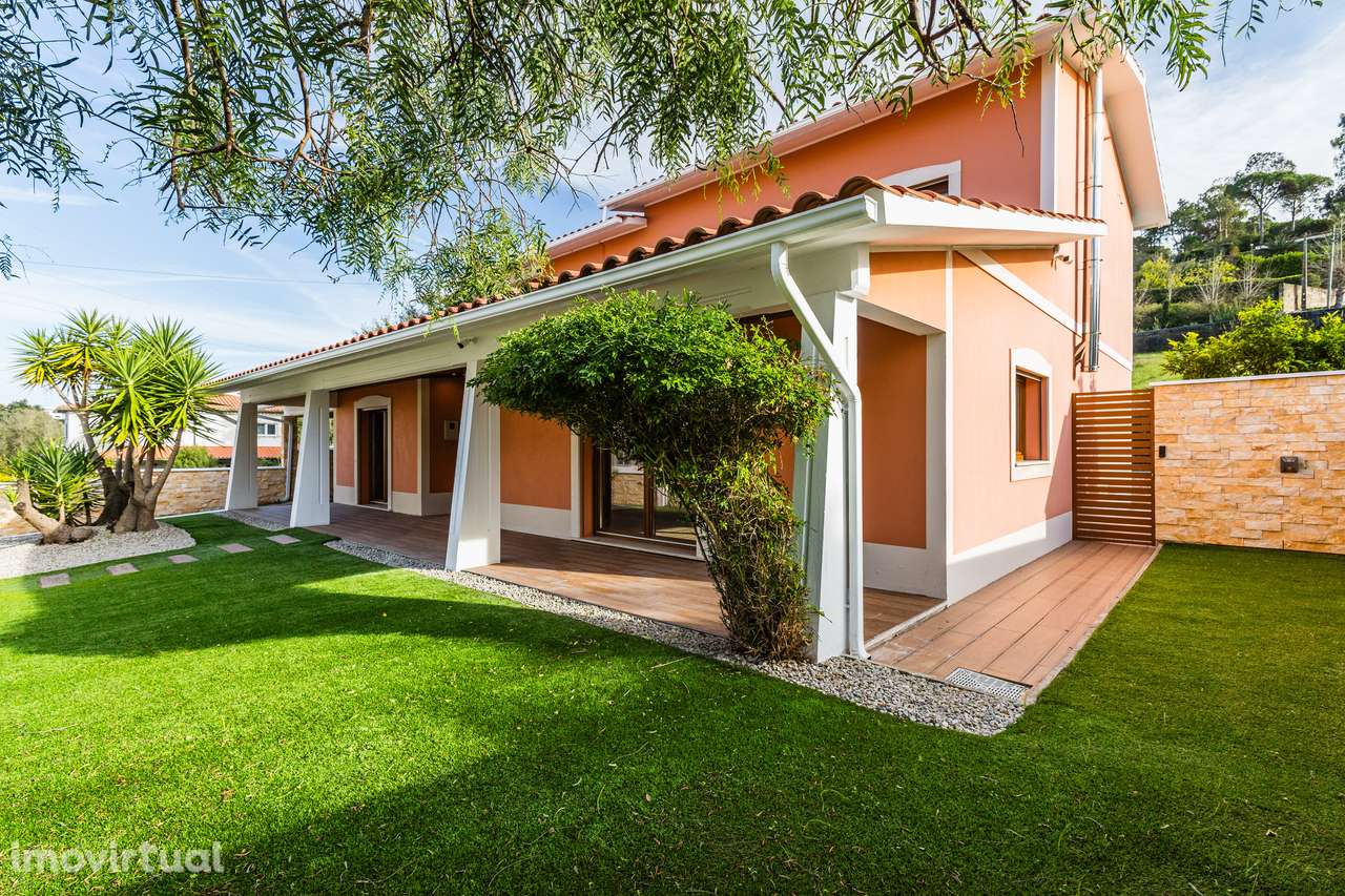 Moradia independente na rua dos Camarinhos - Grande imagem: 5/24