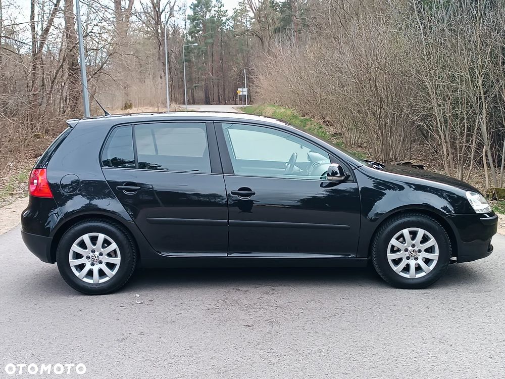 Volkswagen Golf 1.6 Comfortline - 3