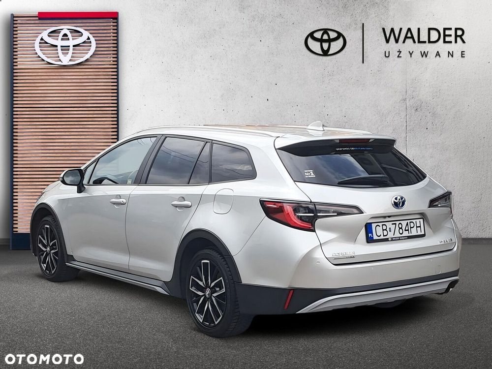 Toyota Corolla 2.0 Hybrid Trek - 4