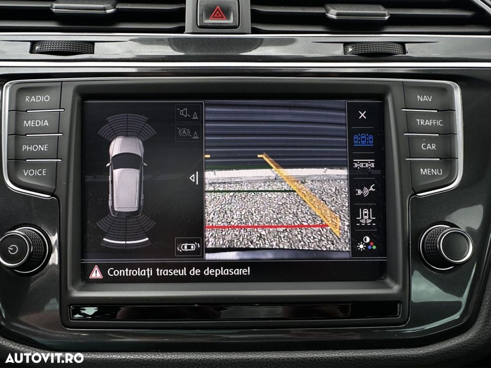 Volkswagen Tiguan 2.0 TDI 4Mot DSG Highline - 27