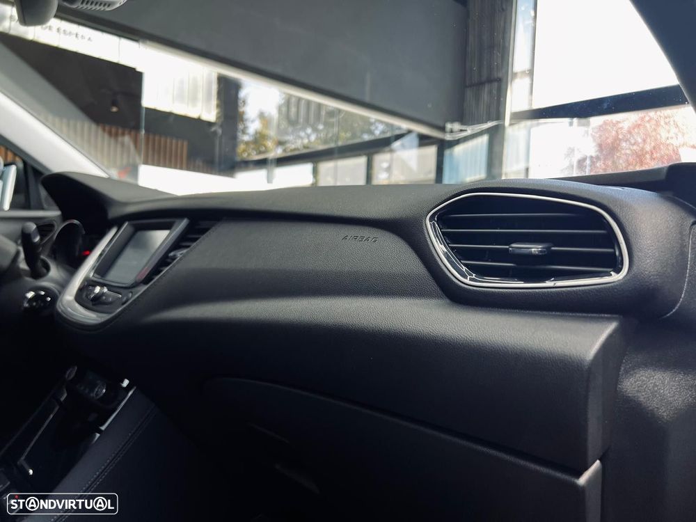 Opel Grandland X 1.2 T Business Edition - 41