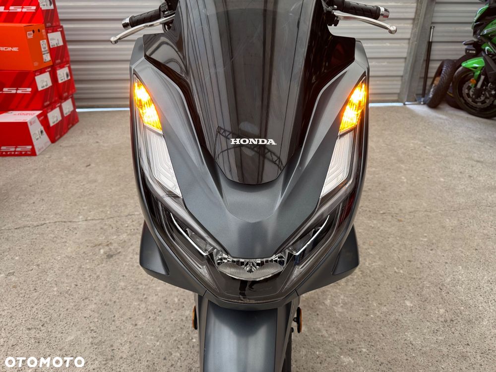 Honda PCX - 16