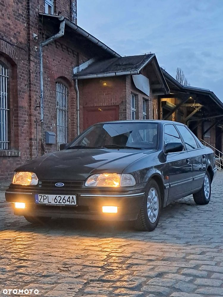 Ford Scorpio - 36