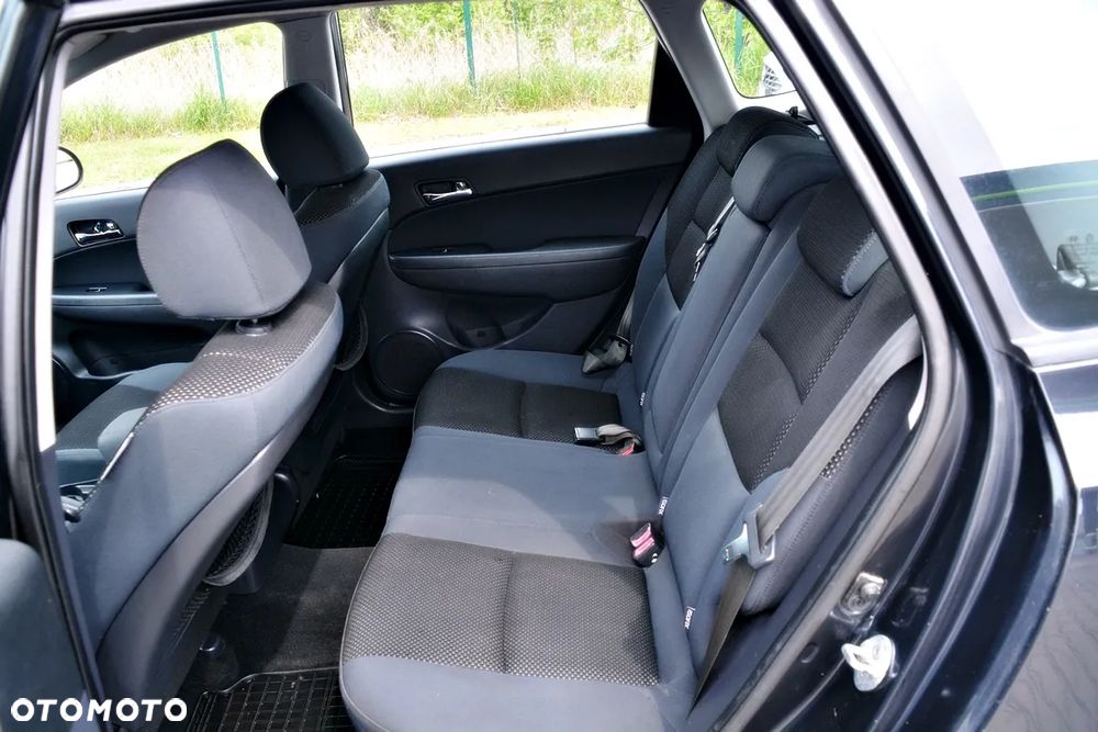 Hyundai i30 1.6 CRDi Blue Classic - 8