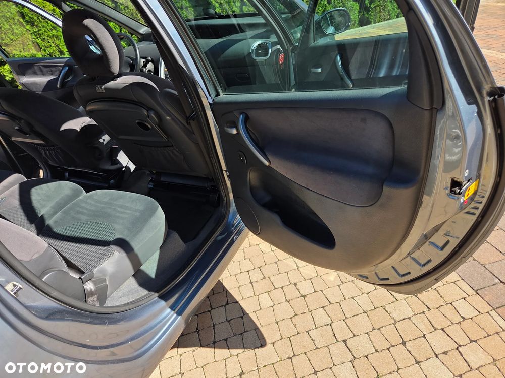 Citroën Xsara Picasso 1.6 HDI Exclusive - 9