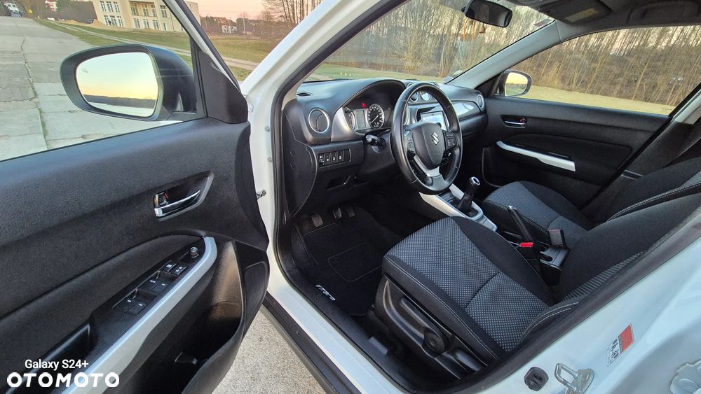 Suzuki Vitara 1.6 (4x2) Comfort - 23