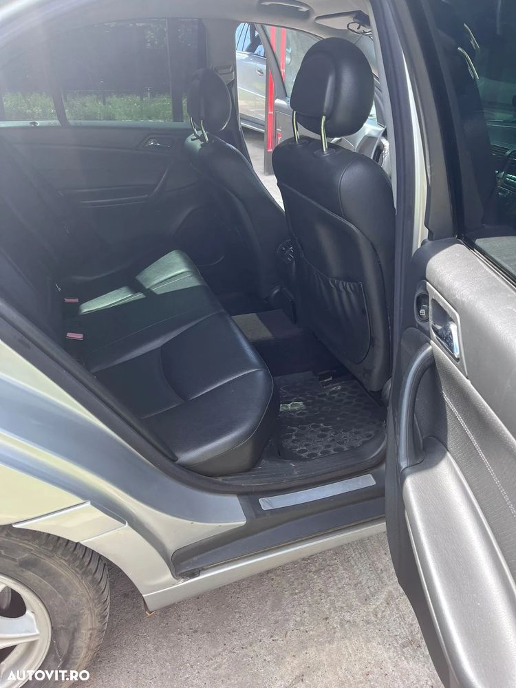 Mercedes-Benz C 180 Kompressor Automatik Classic - 9