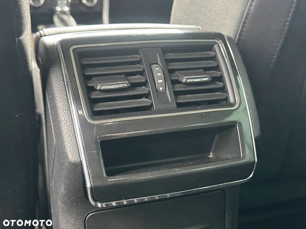 Skoda Superb 2.0 TDI SCR 4x4 Scout DSG - 11