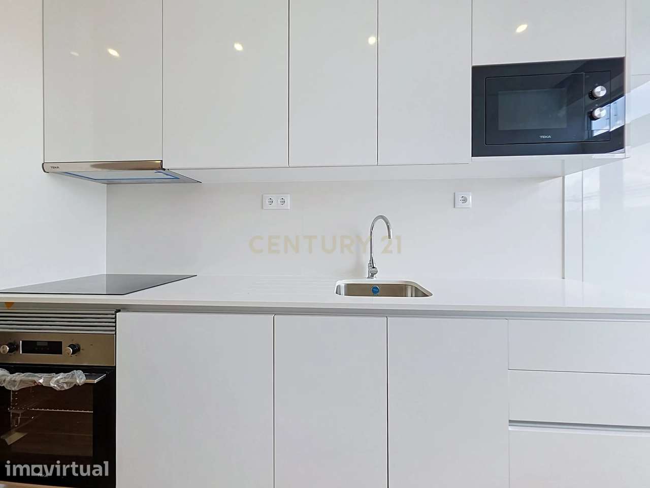Apartamento T3, Renovado em Santo António dos Olivais, Coimbra - Grande imagem: 4/17