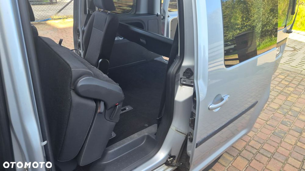 Volkswagen Caddy - 12