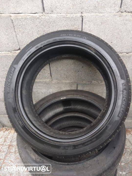 Ref 013 // 4 Pneus 245/45/20´ Michelin Latitude Sport 99V c/+80% piso - 2