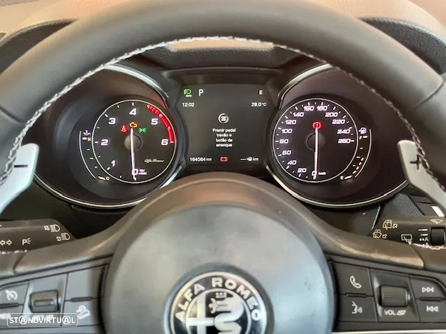 Alfa Romeo Stelvio 2.2 D Veloce Q4 AT8 - 30