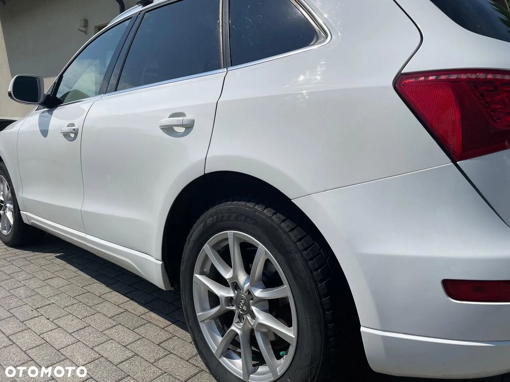 Audi Q5 3.2 FSI Quattro S tronic - 4