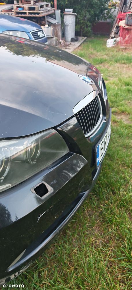 BMW 3 Series 2005 photo 2