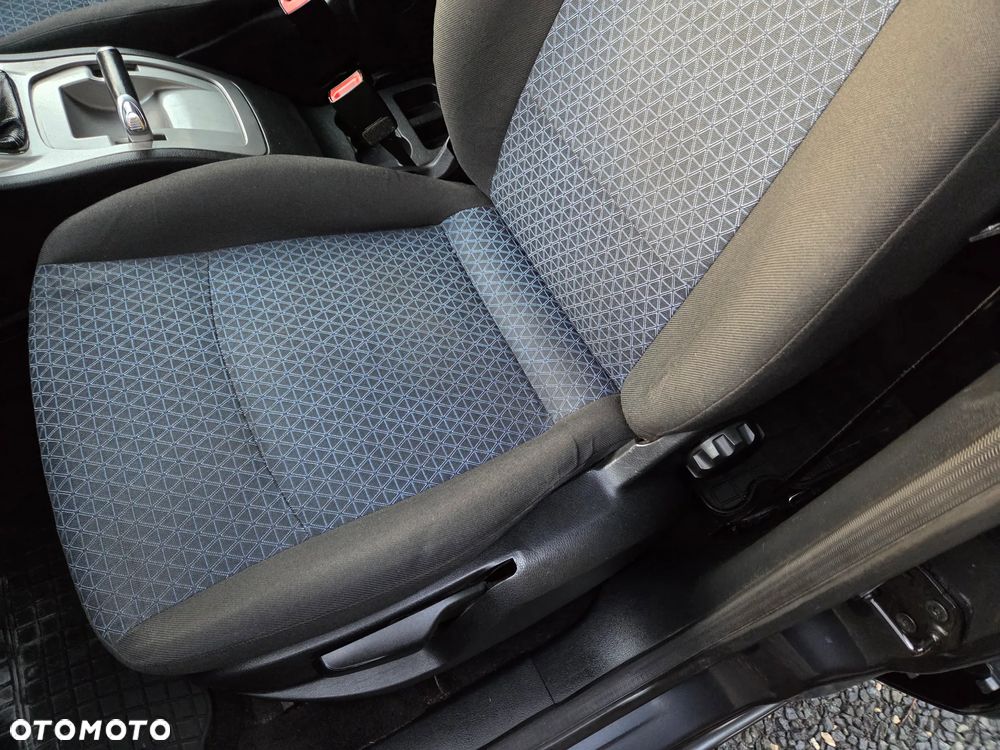 Ford Galaxy 1.8 TDCi Ambiente - 15