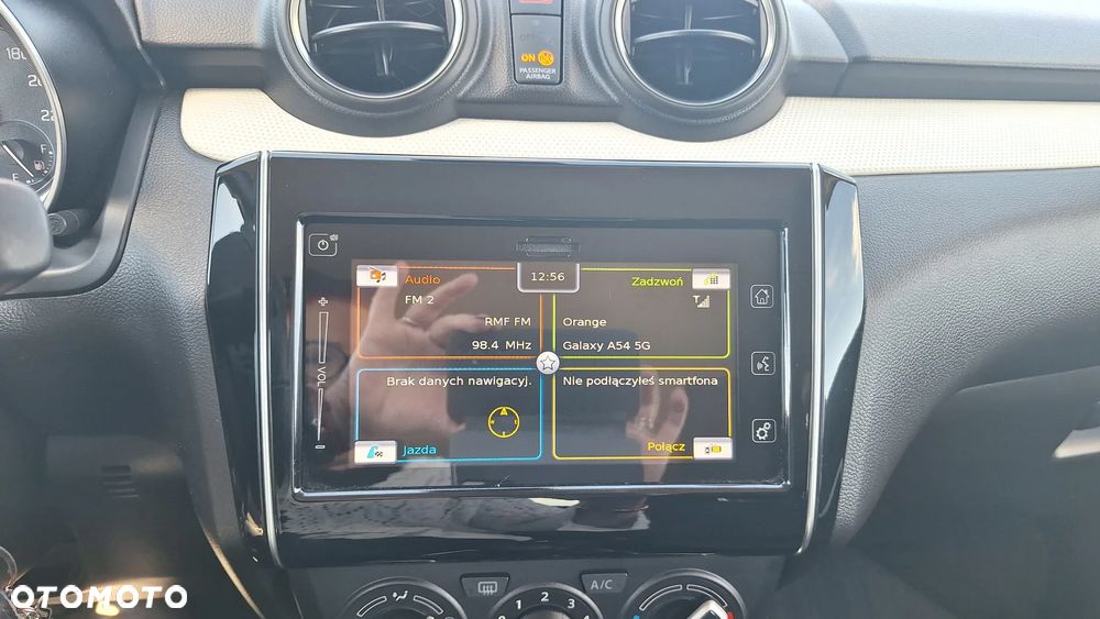 Suzuki Swift 1.2 Dualjet SHVS Premium Plus CVT - 12