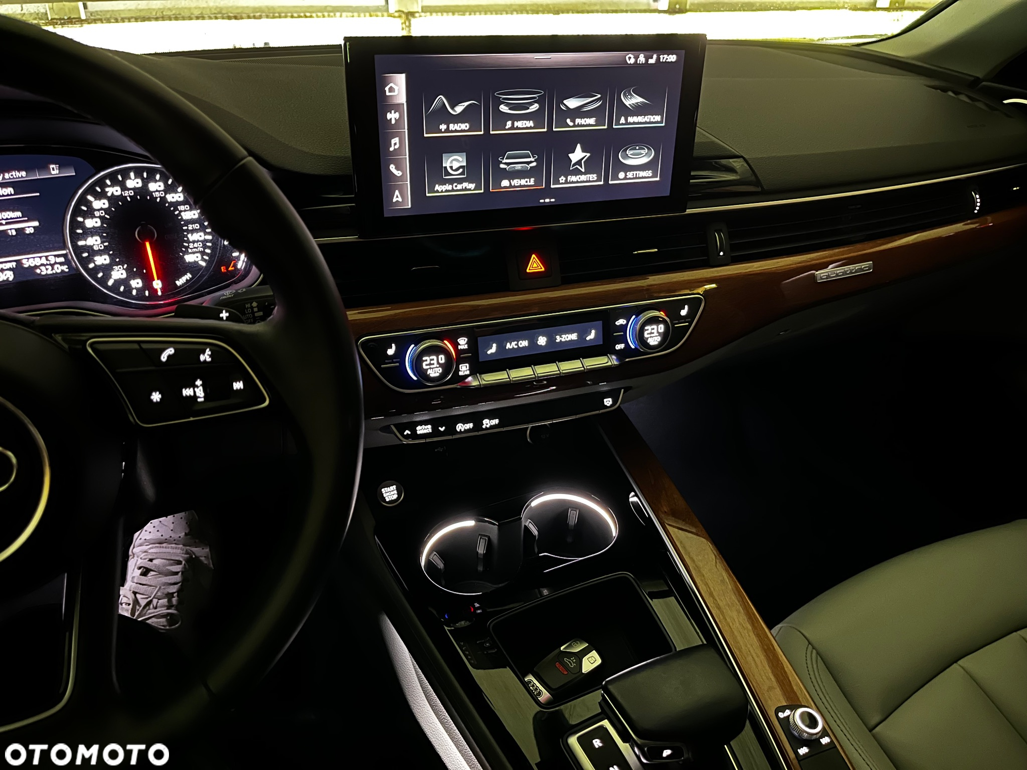 Audi A4 40 TFSI quattro S tronic - 16