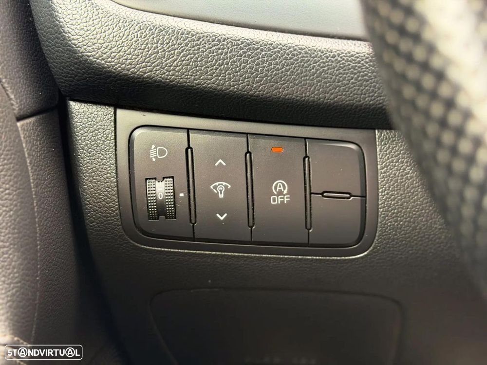 Kia Ceed SW 1.6 CRDi GT Line - 18