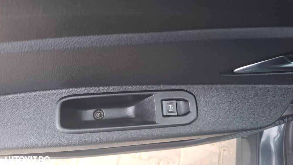 Dacia Duster 1.6 SCe Comfort - 22