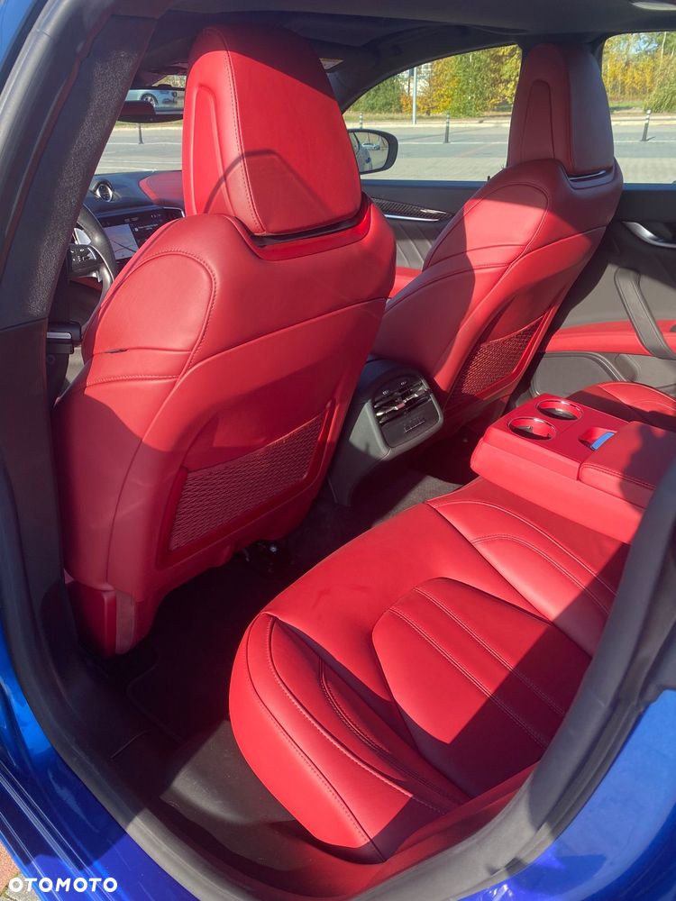 Maserati Inny - 12