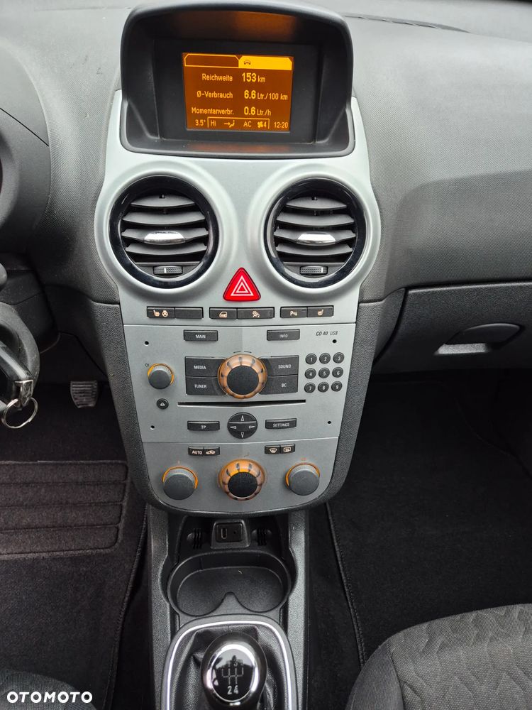 Opel Corsa 1.4 16V Active - 17