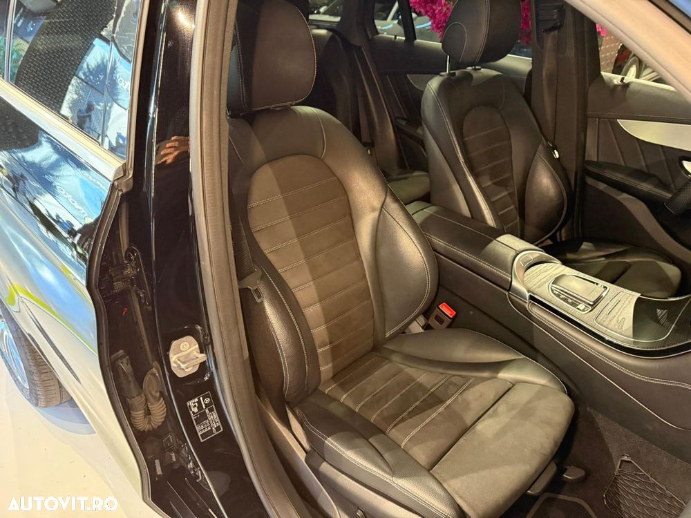 Mercedes-Benz GLC 300 d 4Matic 9G-TRONIC AMG Line - 28