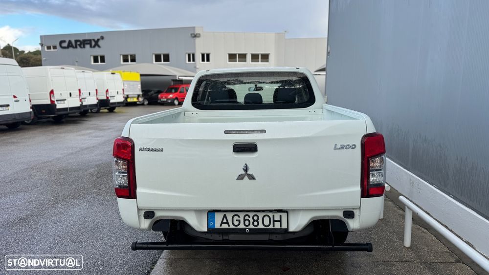 Mitsubishi L-200 Cabine dupla 2WD - 19
