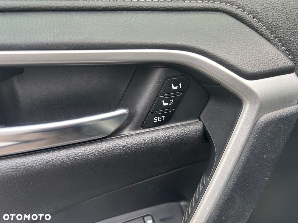 Toyota RAV4 2.5 Hybrid Executive 4x2 - 29