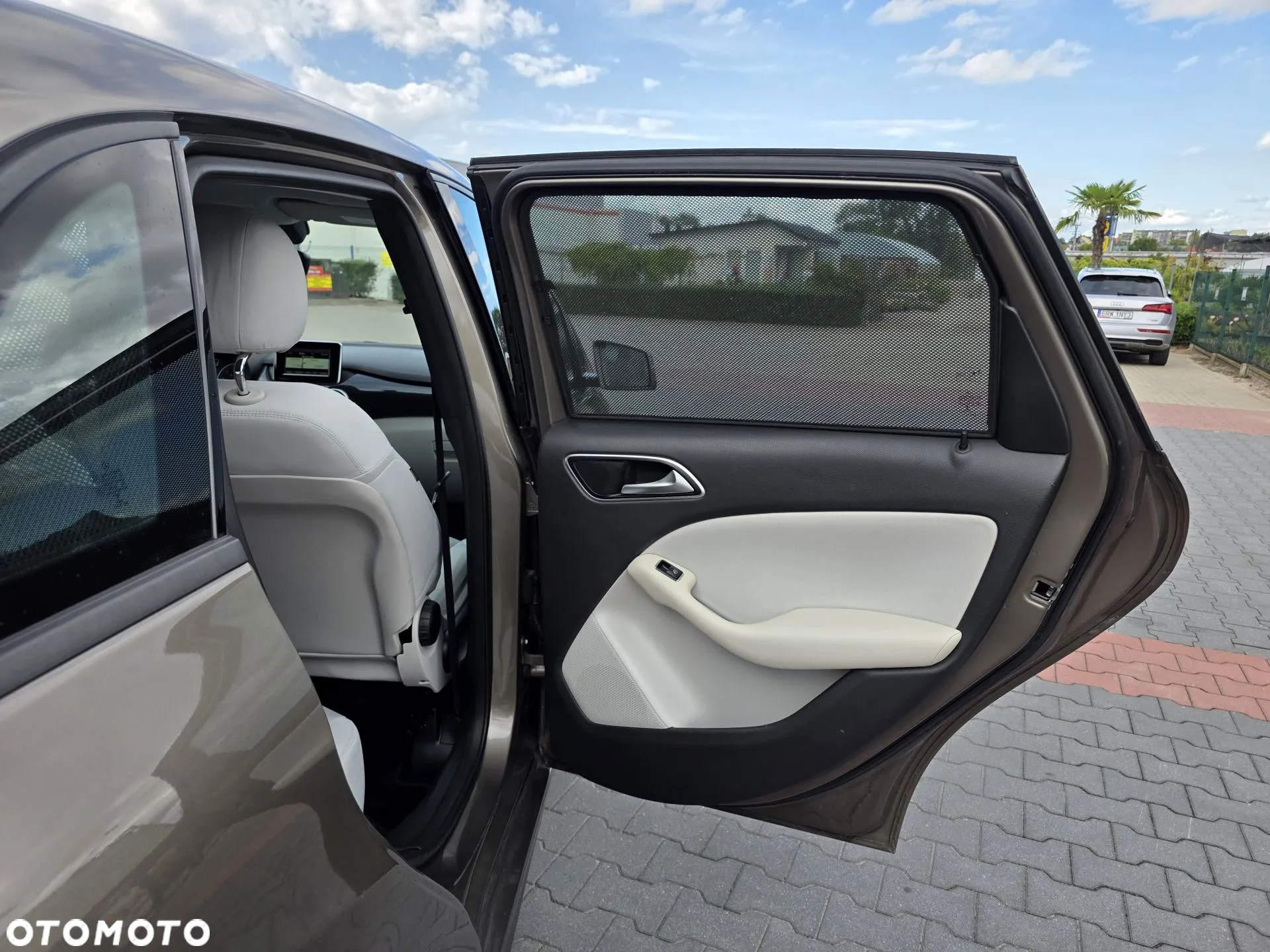 Mercedes-Benz Klasa B 180 BlueEFFICIENCY Edition Style - 10
