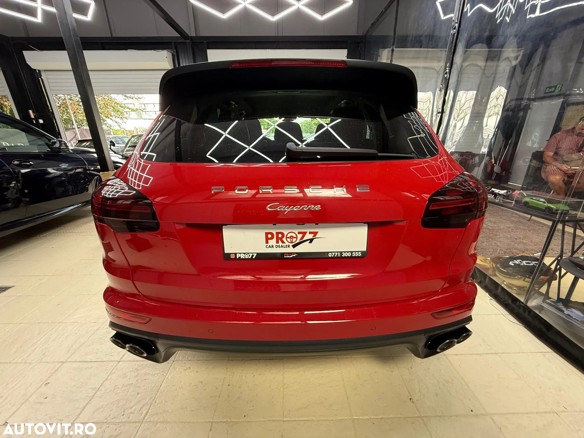 Porsche Cayenne 3.0 L - 5