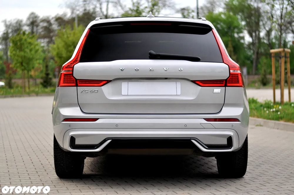 Volvo XC 60 T6 AWD Recharge Geartronic RDesign - 12