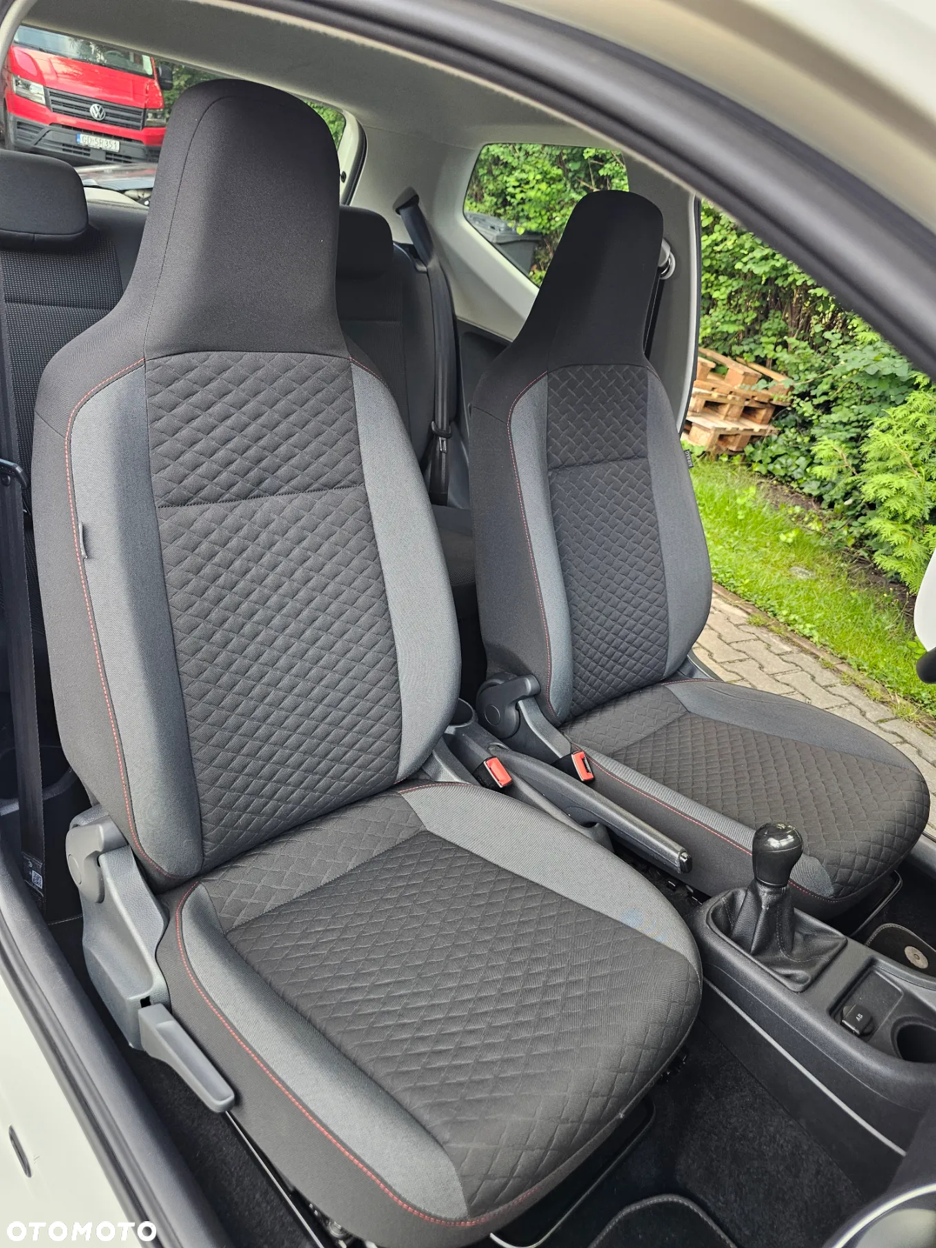 Volkswagen up! 1.0 move - 13