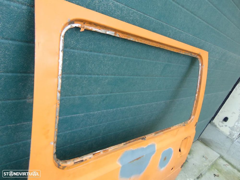 Toyota Hiace LH20 porta lateral - 4