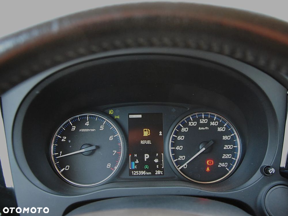 Mitsubishi Outlander 2.0 Intense + 4WD CVT - 27