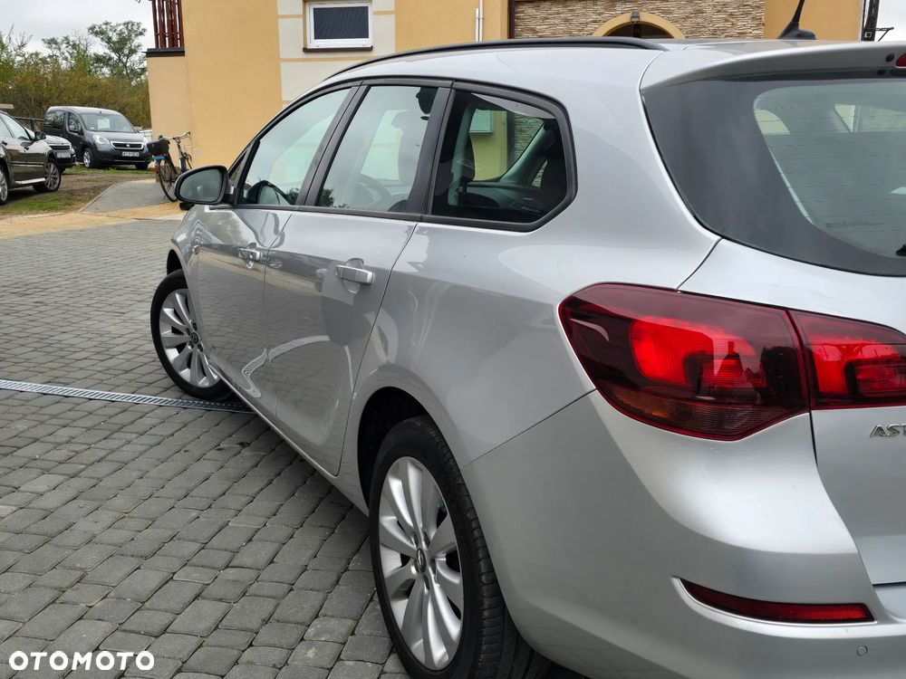 Opel Astra 1.4 Turbo Cosmo - 15