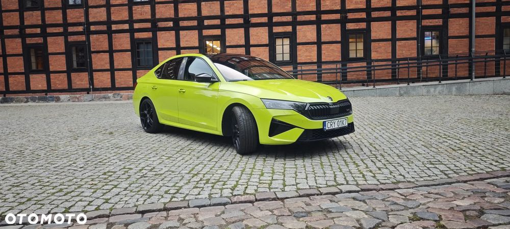 Skoda Octavia 2.0 TSI RS DSG - 2
