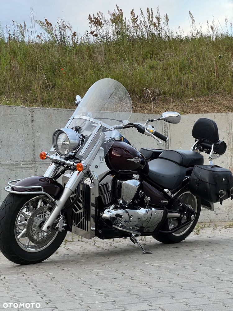 Suzuki Intruder - 2