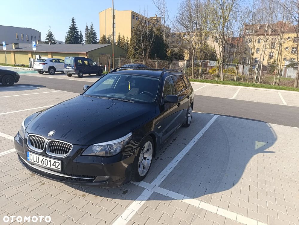 BMW Seria 5 525d - 2