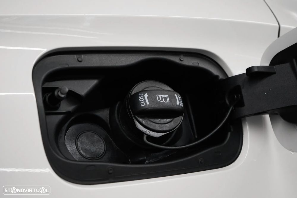 Cupra Formentor 1.4 e-Hybrid DSG VZ - 31