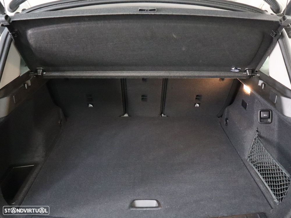 BMW X1 25 e xDrive - 24