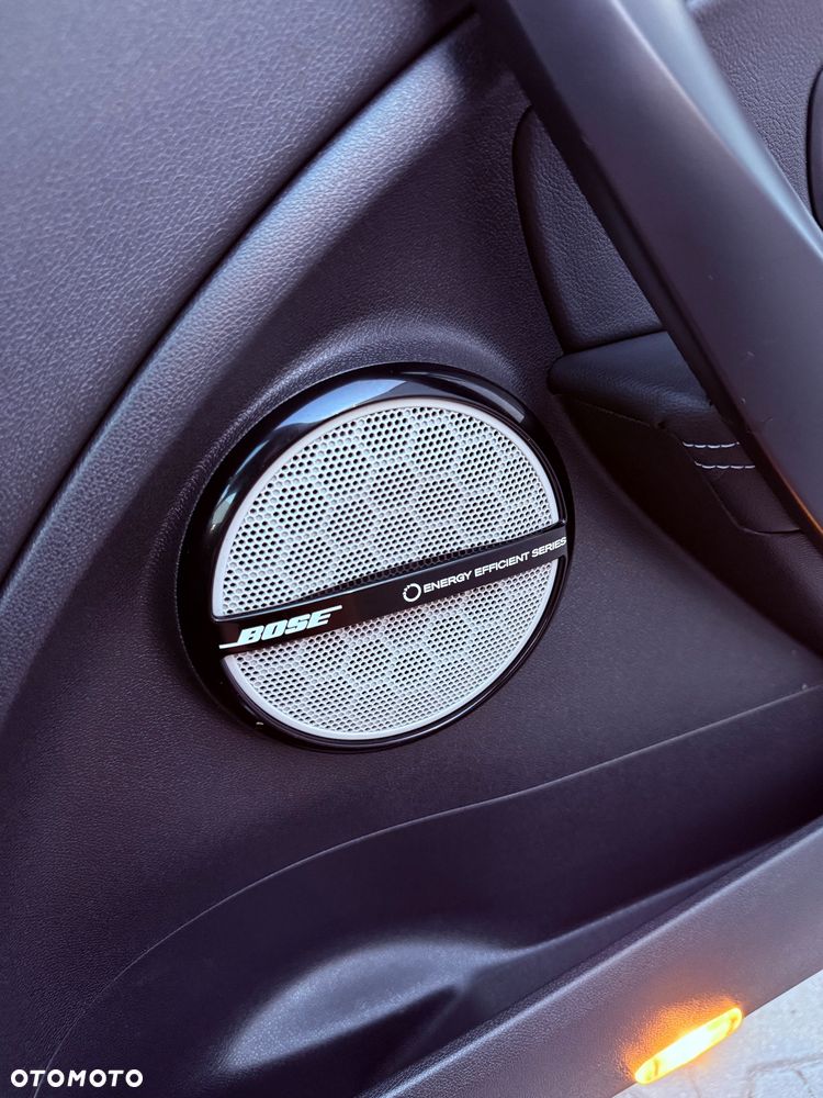 Renault Megane ENERGY TCe 130 Start & Stop Bose Edition - 24