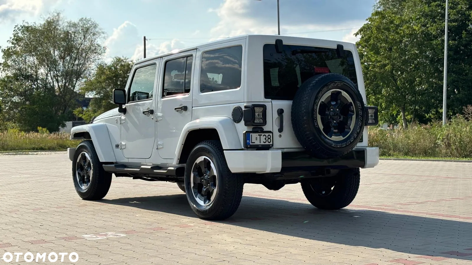 Jeep Wrangler - 3